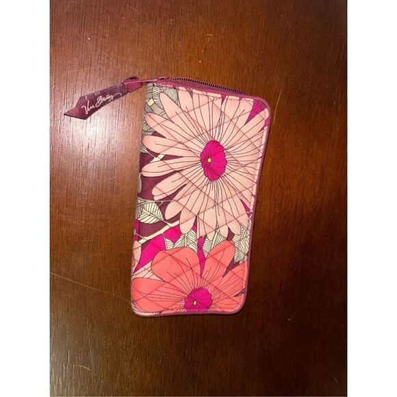 Vera Bradley large size floral wallet - Picture 3 of 6